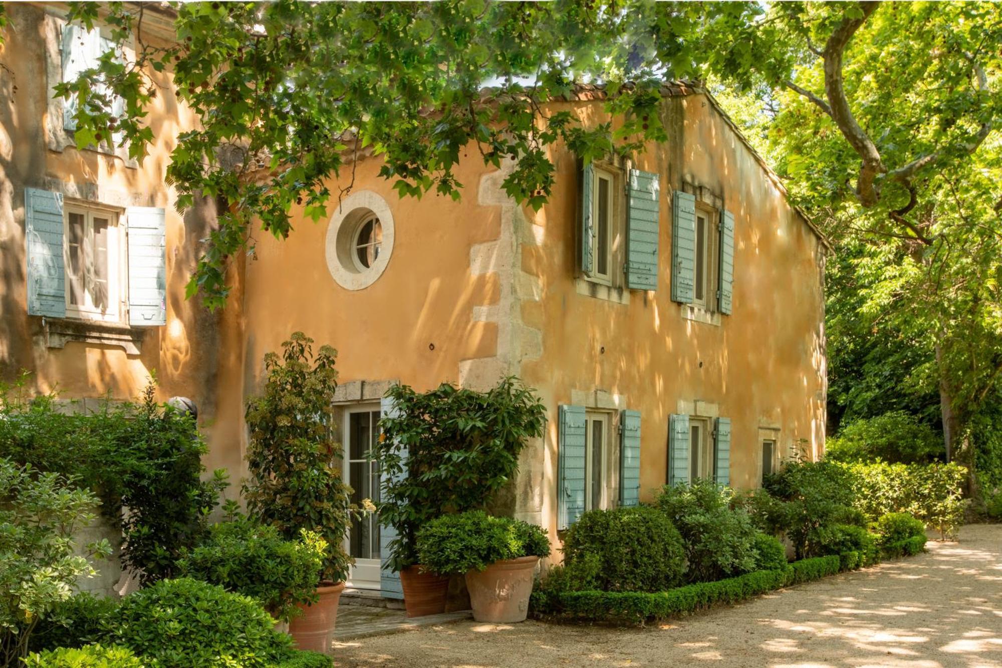 Готель Baumaniere - Les Baux De Provence Екстер'єр фото